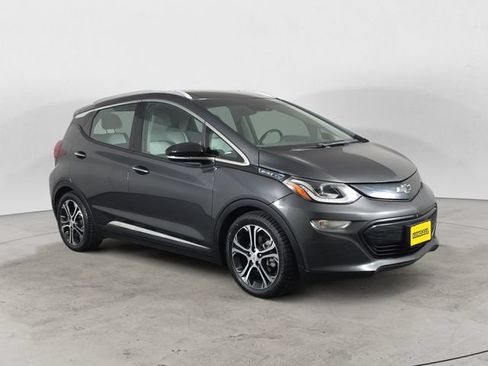 Used 2019 Chevrolet Bolt Premier w/ Infotainment Package FWD image 3