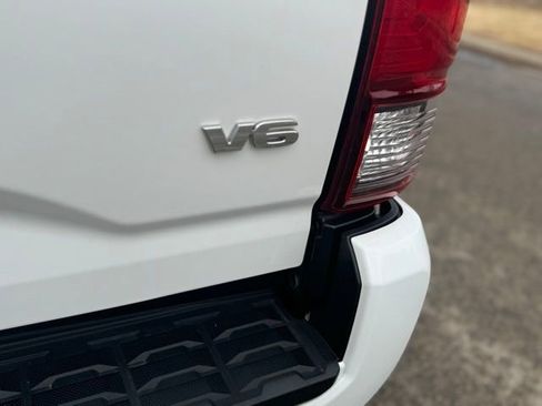 Certified 2020 Toyota Tacoma SR image 37