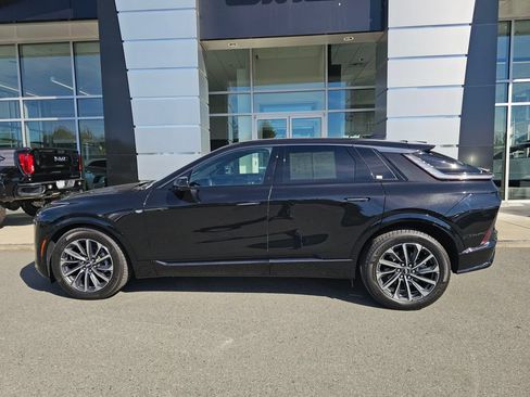 Used 2024 Cadillac Lyriq Sport AWD/4WD image 4