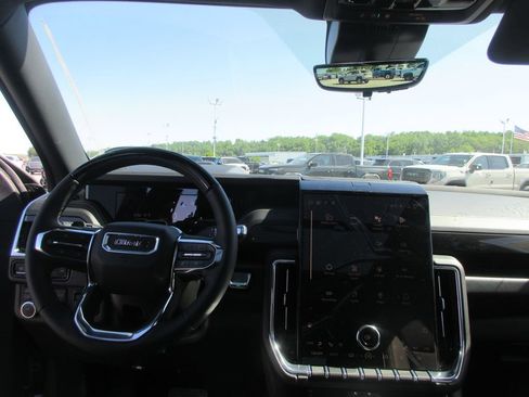 New 2026 GMC Yukon Elevation w/ Elevation Premium Package AWD/4WD image 16