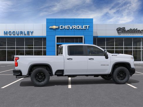 New 2026 Chevrolet Silverado 2500 ZR2 w/ LPO, Dark Essentials Package AWD/4WD image 5