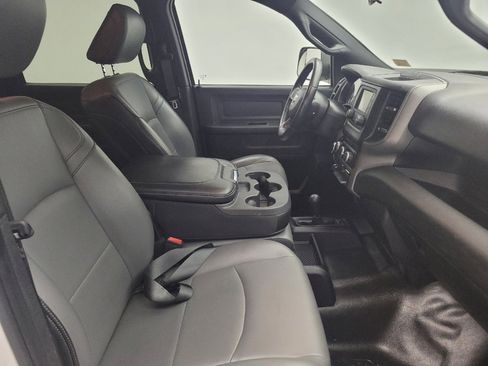 Used 2022 RAM 2500 Tradesman w/ Chrome Appearance Group image 21