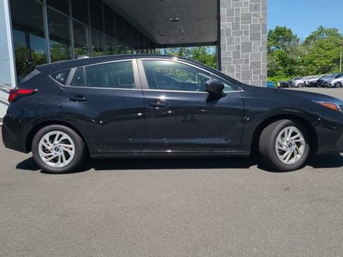 Used 2025 Subaru Impreza 2.0i AWD/4WD image 10