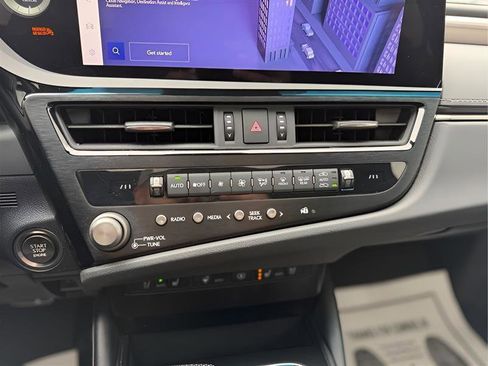 Used 2023 Lexus ES 350 F Sport w/ Accessory Package (Z2) image 42