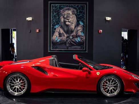 Used 2020 Ferrari 488 Pista Spider RWD image 36