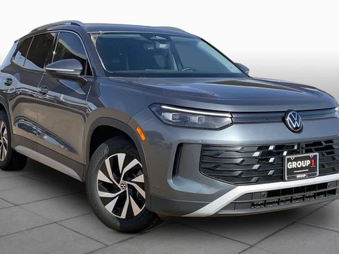 New 2026 Volkswagen Tiguan S FWD image 2