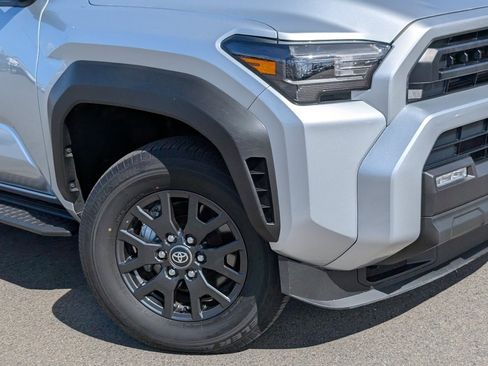 Used 2025 Toyota 4Runner SR5 image 10