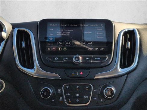 Certified 2023 Chevrolet Equinox LT FWD image 14