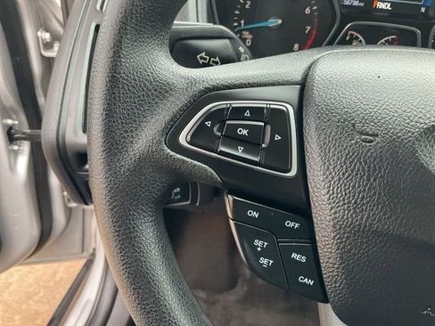 Used 2018 Ford Focus SE image 10