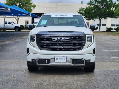Used 2023 GMC Sierra 1500 Denali Ultimate AWD/4WD image 32
