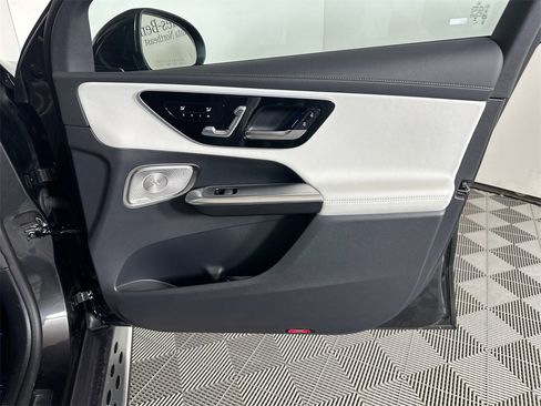 Certified 2024 Mercedes-Benz GLC 300 image 15