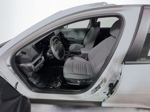 Used 2025 Kia K4 EX FWD image 15