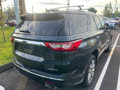 Used 2019 Chevrolet Traverse Premier w/ LPO, Floor Liner Package AWD/4WD image 4