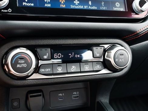 New 2025 Nissan Versa SR w/ Trunk Package image 14