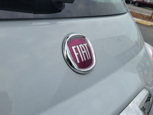 Used 2017 FIAT 500 Pop image 7