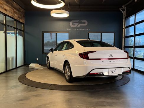 Used 2023 Hyundai Sonata SE FWD image 5