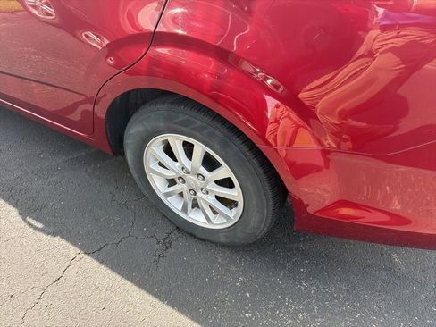 Used 2019 Chevrolet Sonic LT w/ Convenience Package image 7