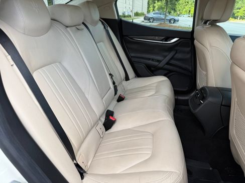 Used 2014 Maserati Ghibli S Q4 AWD/4WD image 42