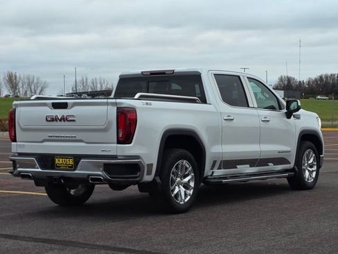 Used 2022 GMC Sierra 1500 SLT w/ SLT Premium Plus Package image 3
