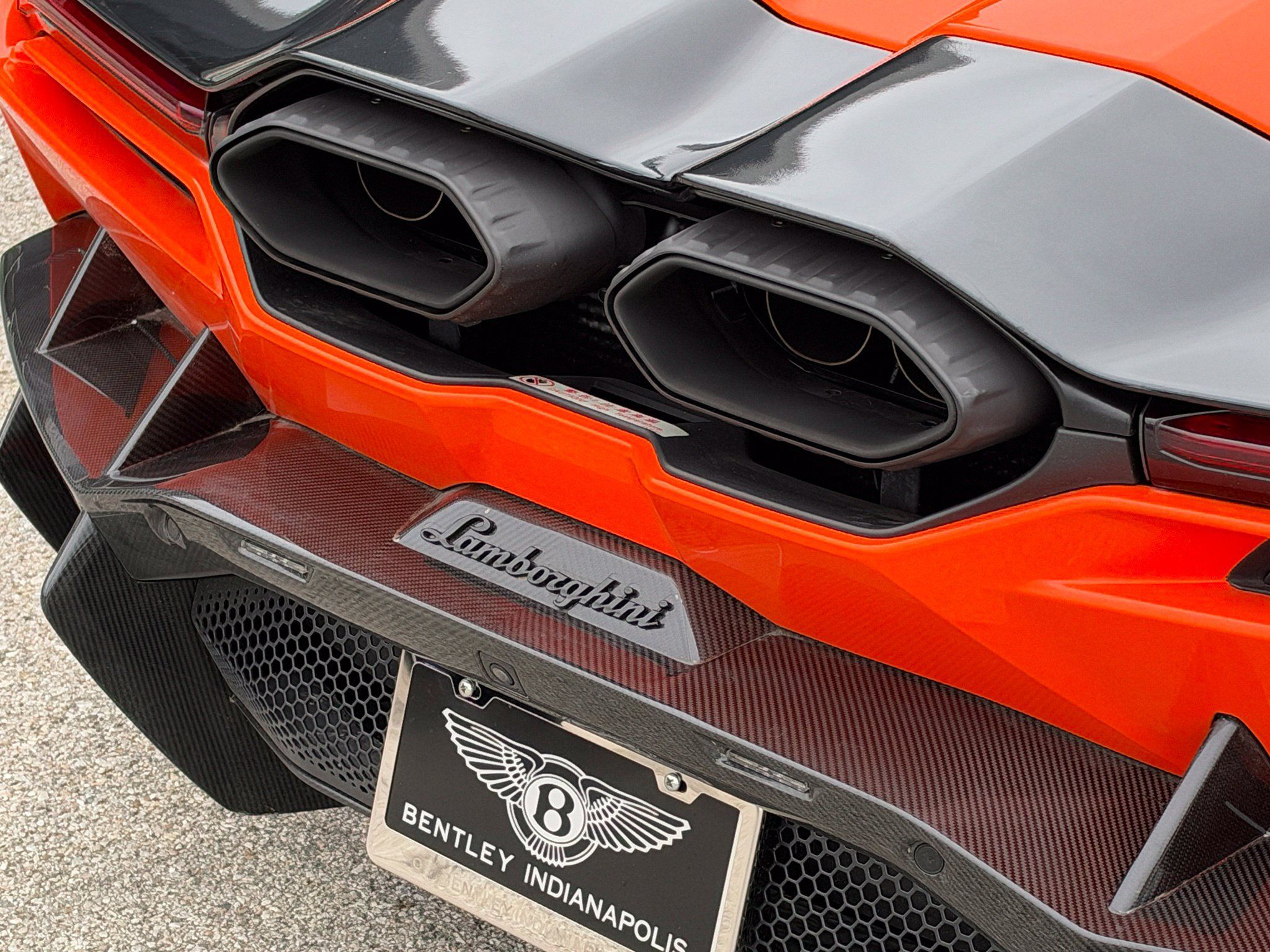 Used 2024 Lamborghini Revuelto AWD/4WD image 20