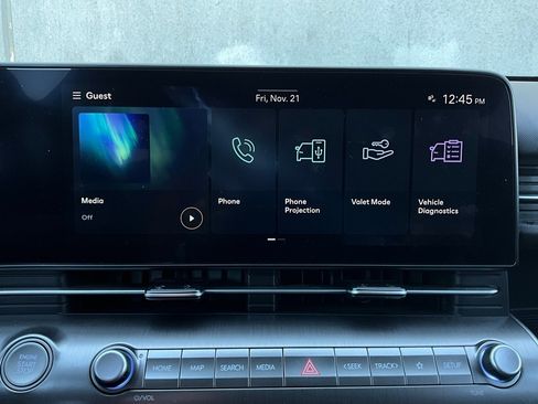 Used 2025 Hyundai Kona SEL image 30