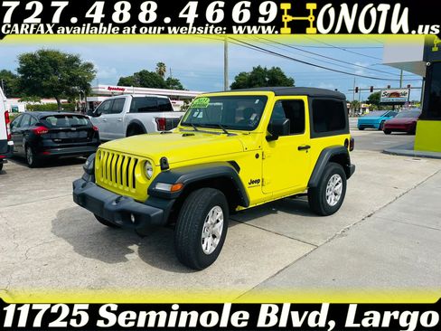 Used 2023 Jeep Wrangler Sport AWD/4WD image 3