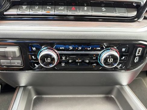 New 2026 GMC Sierra 2500 SLT w/ SLT Premium Package AWD/4WD image 14