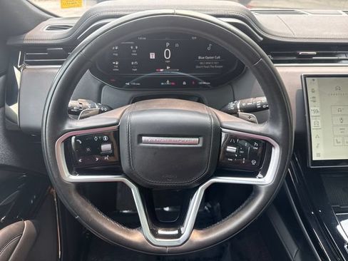 Used 2025 Land Rover Range Rover Sport SE AWD/4WD image 32