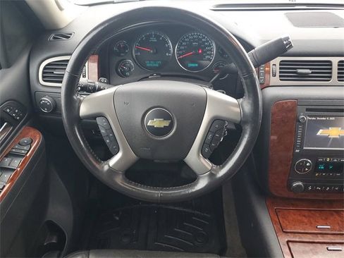 Used 2014 Chevrolet Tahoe LTZ image 14