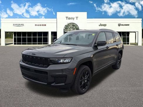 New 2024 Jeep Grand Cherokee L Laredo image 2
