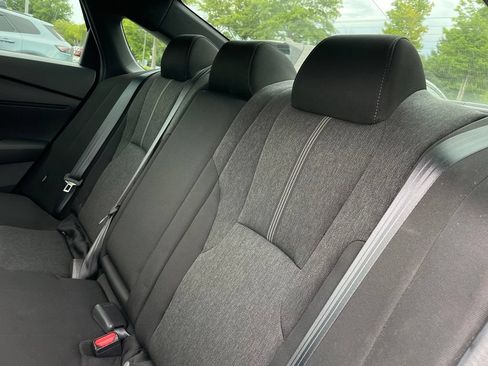 Used 2025 Honda Accord Sport image 38
