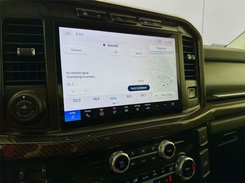 Used 2023 Ford F250 Lariat w/ Lariat Ultimate Package AWD/4WD image 10