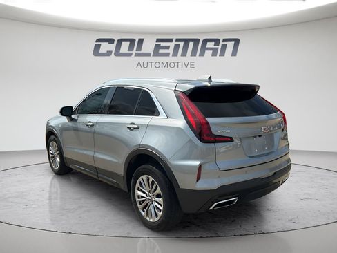 Used 2024 Cadillac XT4 Premium Luxury FWD image 4