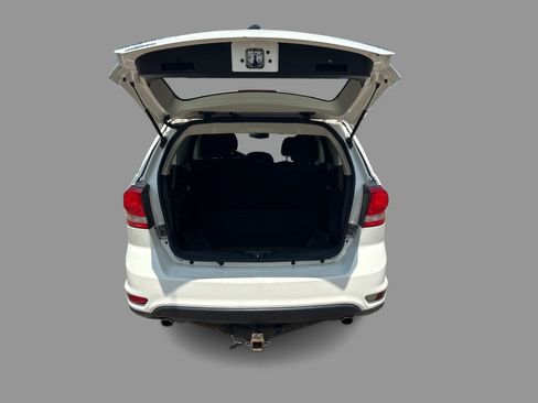 Used 2011 Dodge Journey SXT w/ Trailer Tow Prep Group FWD image 20