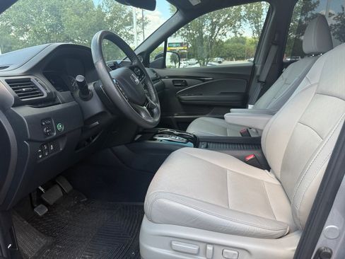 Used 2023 Honda Passport Elite image 30