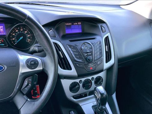 Used 2013 Ford Focus SE image 6