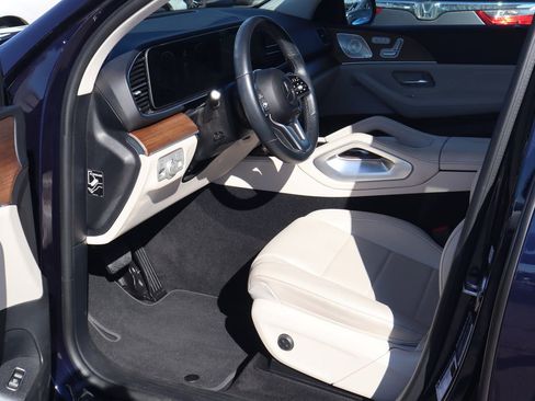 Certified 2022 Mercedes-Benz GLE 350 4MATIC w/ Premium Package image 13