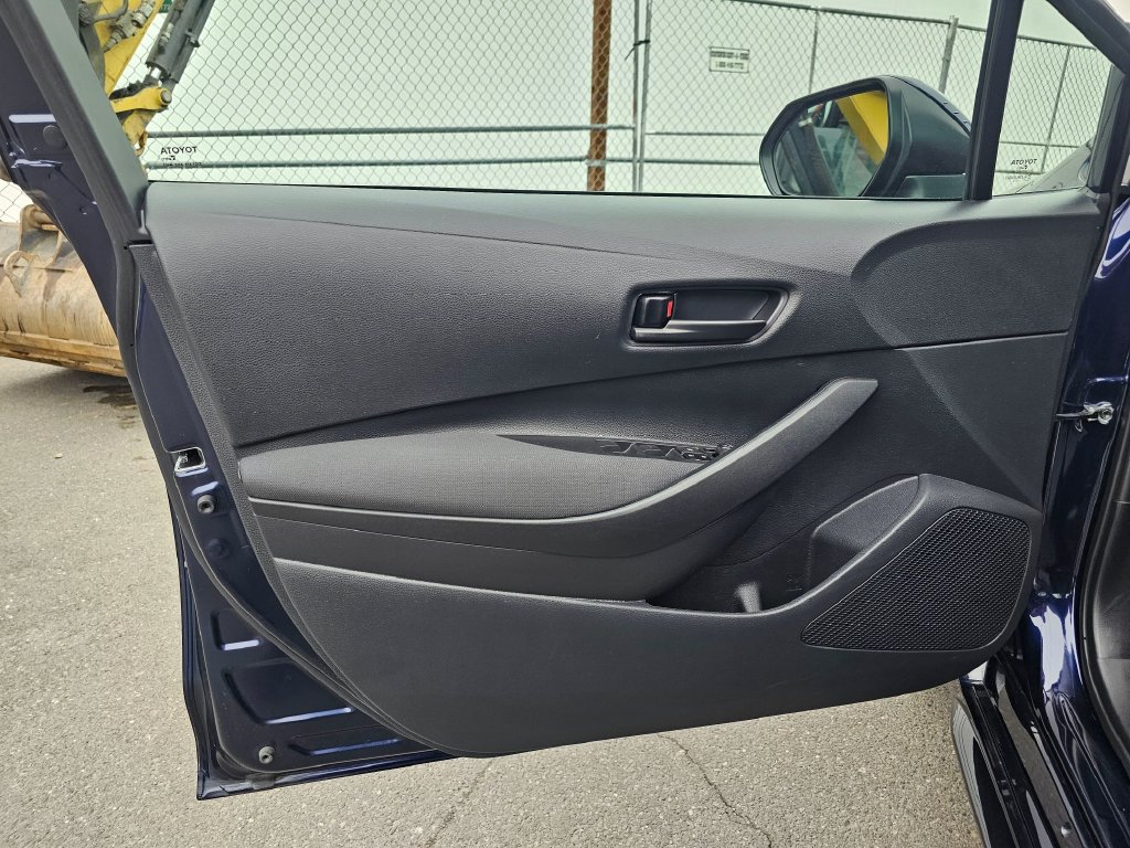 Certified 2025 Toyota Corolla LE FWD image 21