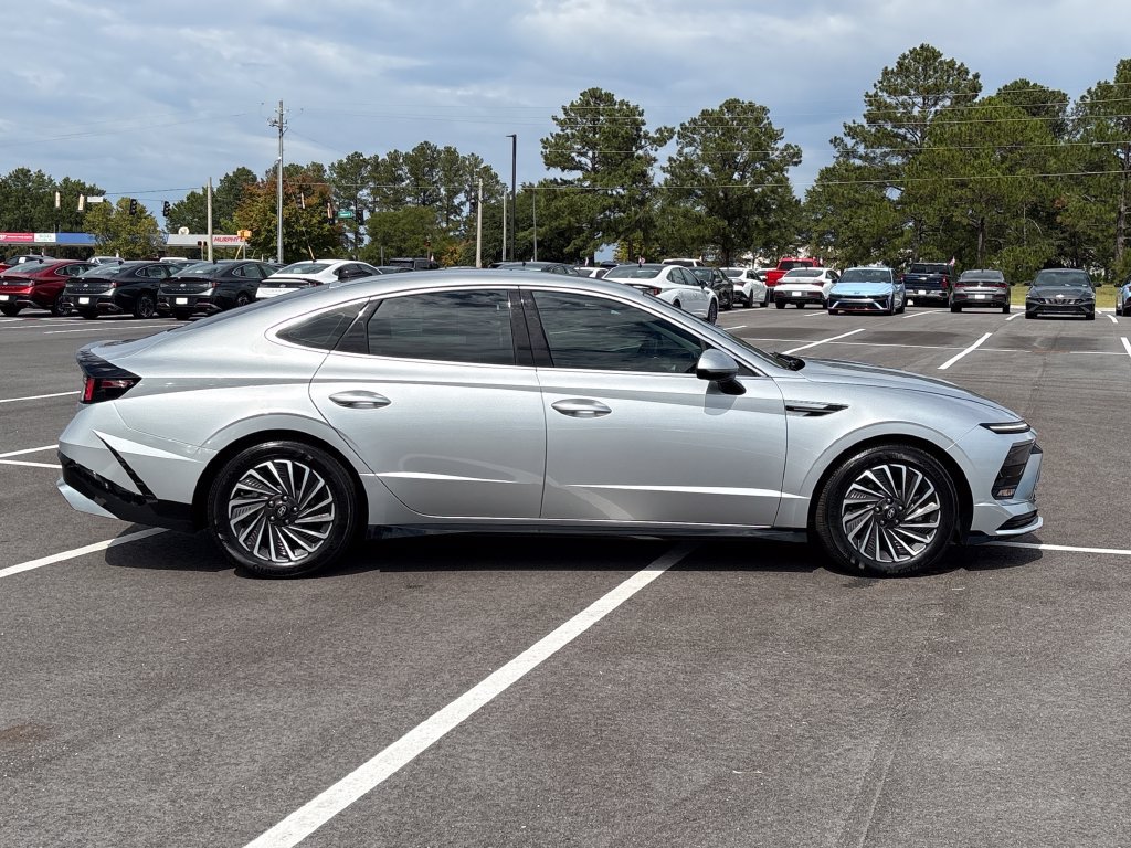 Used 2024 Hyundai Sonata SEL FWD image 28