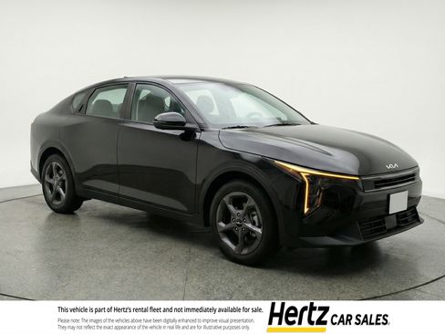 Used 2025 Kia K4 FWD image 1