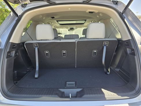 Used 2025 Honda Pilot Touring image 27