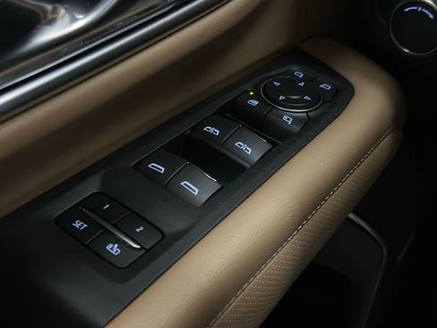 Certified 2021 Chevrolet Tahoe Premier w/ Premium Package image 47