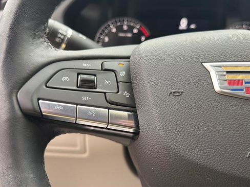 Certified 2022 Cadillac XT4 Premium Luxury w/ Cold Weather Package image 26