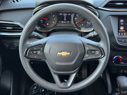 Certified 2023 Chevrolet TrailBlazer LT w/ Confidence II Package AWD/4WD image 27