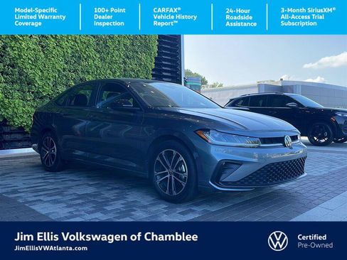 Used 2025 Volkswagen Jetta Sport FWD image 1