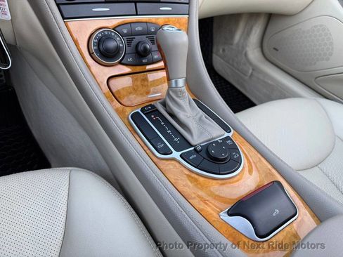 Used 2006 Mercedes-Benz SL 500 image 31