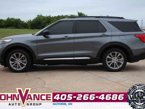 Used 2022 Ford Explorer XLT w/ Equipment Group 202A RWD image 5