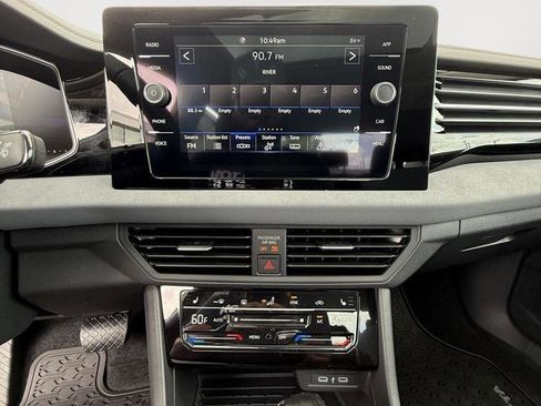 New 2025 Volkswagen Jetta SE image 13