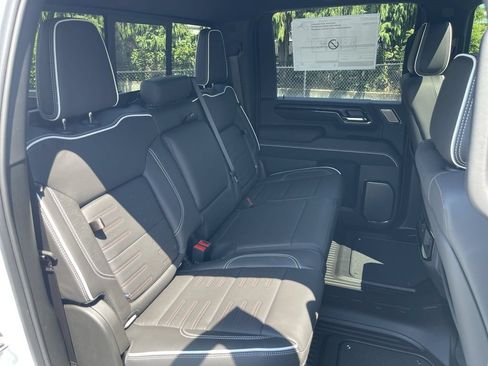 New 2026 GMC Sierra 2500 AT4X w/ LPO, Black Badging Package AWD/4WD image 28