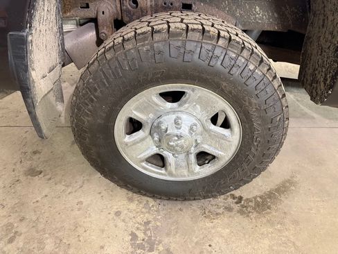 Used 2014 RAM 2500 Tradesman w/ Chrome Appearance Group AWD/4WD image 26